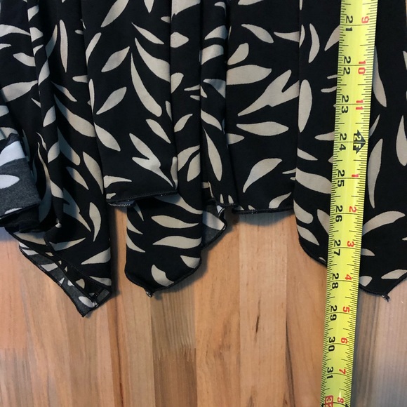 Chico’s midi skirt size 2 animal print - Picture 3 of 5